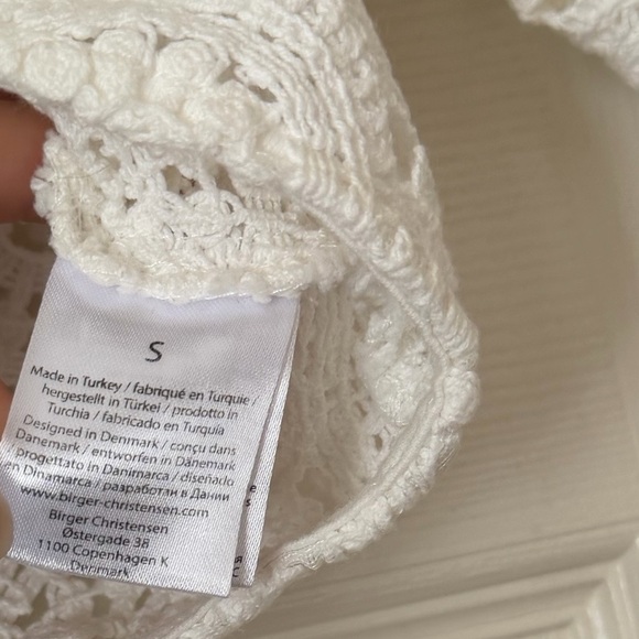 Rotate Chic White Crochet Crop Top - Picture 6 of 7